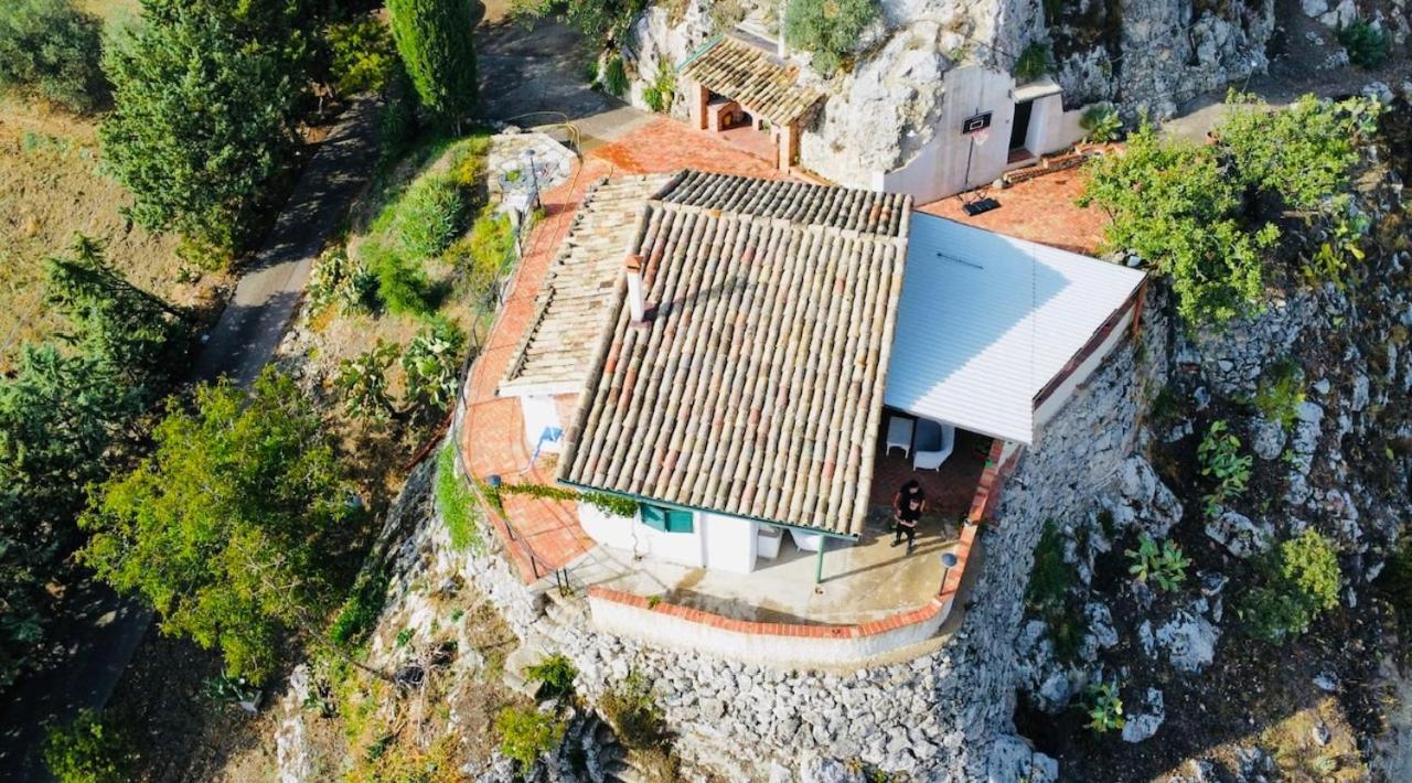 B&B Tenuta La Puntara Caltanissetta Exterior photo